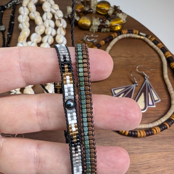 Vintage to Now Jewelry Lot - Boho Beach Neutrals - Picture 7 of 16